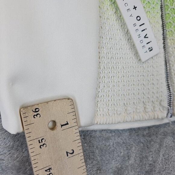 Alice + Olivia Ceresi Smocked Back Crop Top Women's 10 Floral Print Strapless - Picture 10 of 13